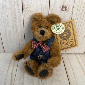 Vintage 1990s Boyds Boyds Bears And Friends Reaburn Plush 6&quot; with tags Attached