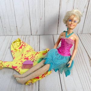 Vintage 1980s Jem And The Holograms Jem Jerrica Doll, Flash & Sizzle Outfit