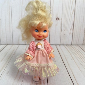 Vintage 1988 Mattel Cherry Merry Muffin pink Cupcake Doll