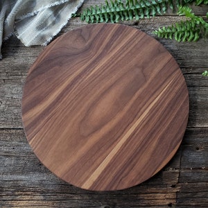 Round Pizza Serving Board, 16 inch, Pizza Paddle, Cheese Board, Walnut