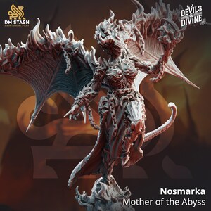 Nosmarka, Mother of the Abyss | 3D Printed | Dungeons and Dragons | Mini | Dnd | Demon | Miniature | Fantasy | DM Stash | RPG | Queen |