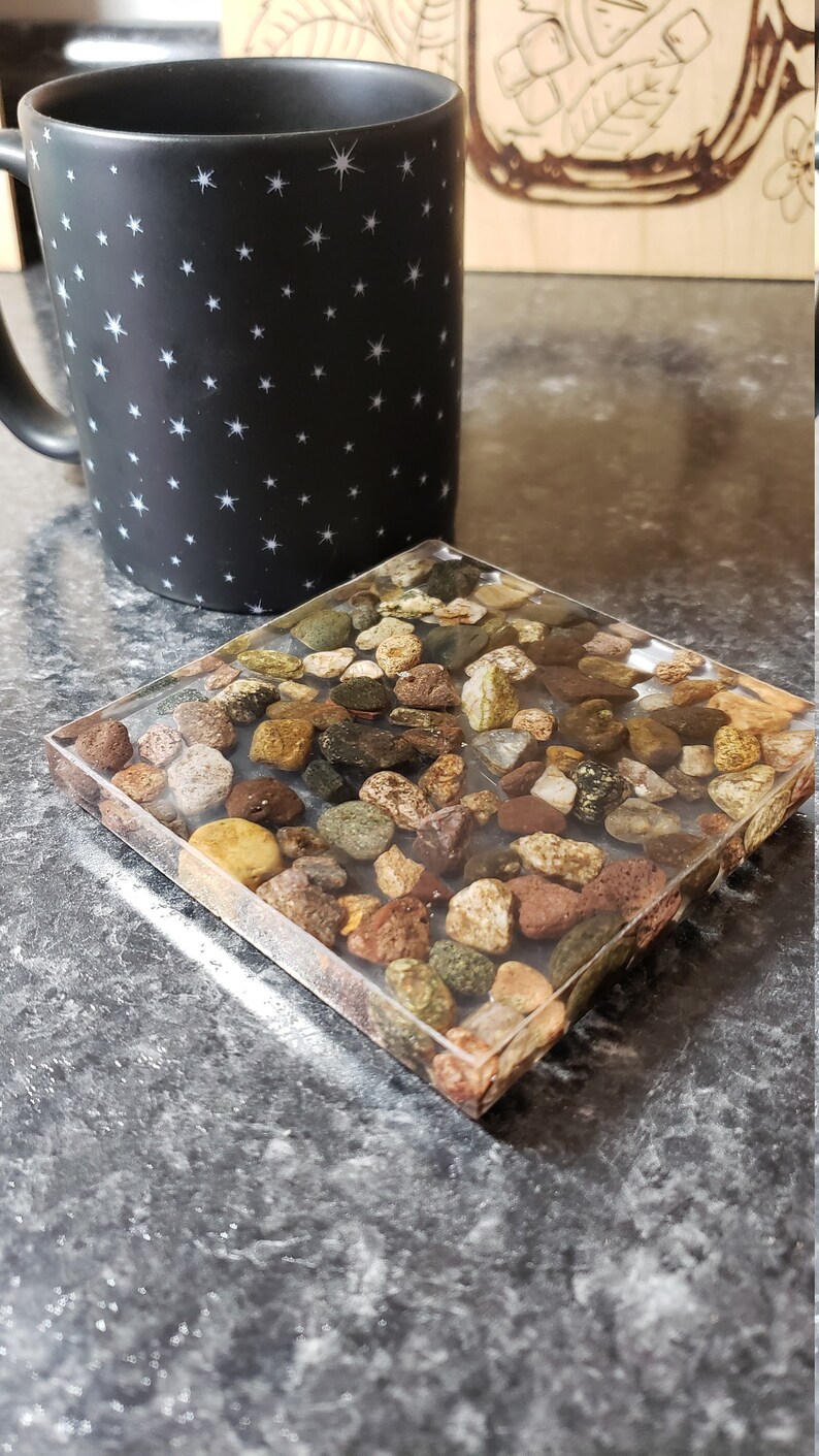 River Rock Coaster / Set of 4 / Resin Art / Nature Etsy