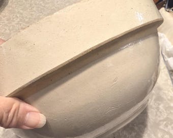 White Stoneware Crock Bowl Mixing Bowl 11-inch Diameter 4.5-inch Tall