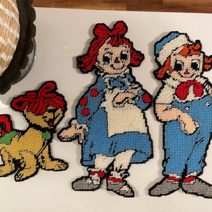 Raggedy Ann and Andy and Dog Rags Canvas Yarn Art 1970's Felt Backs - Etsy