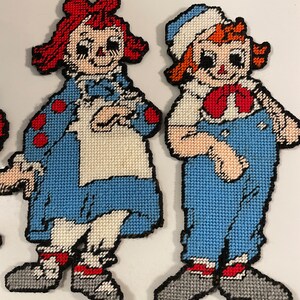 Raggedy Ann and Andy and Dog Rags Canvas Yarn Art 1970's Felt Backs - Etsy