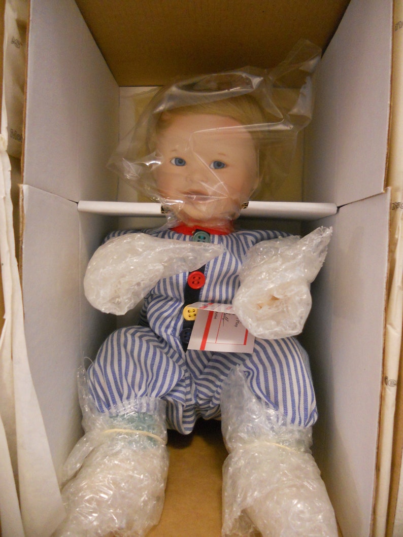 mcmemories porcelain doll