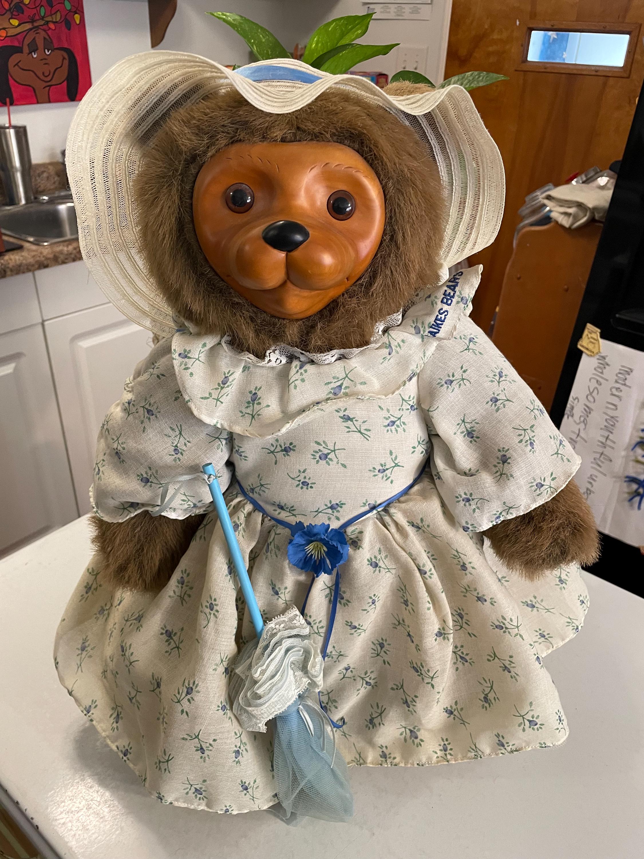 Robert Raikes Miss Malony Bear, 22-inch Limited Edition