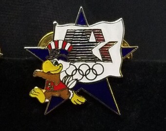 Details about   Decathlon Olympic Pin~Sam the Eagle ~ 1984 Los Angeles Summer Games ~ Blue Star 