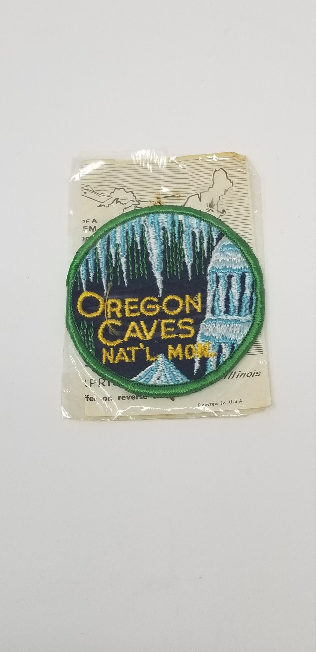 バイオレンスエンジェル 韓国 白枠 海外 初期 旧枠 英語 ホイルカードのみ 1960s Vintage Oregon Caves National Monument Travel Patch - United