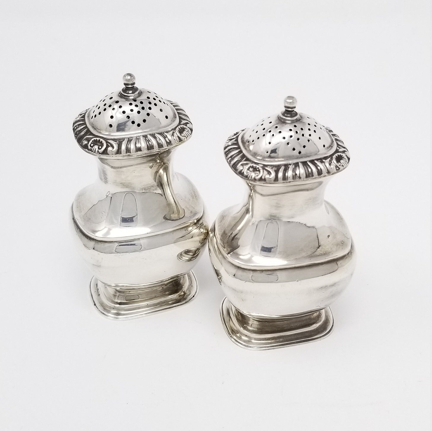 1800s English Sterling Silver Salt & Pepper Shaker, Stamped SM