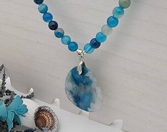 Blue Agate Beaded Pendant Necklace, Pendant Necklace, Princess Length, Chakra Necklace, Beaded Necklace, Statement Necklace, Blue Necklace