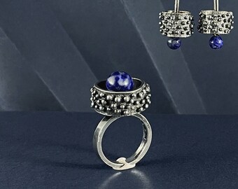 Vintage silver ring | Stigbert / Heribert Engelbert - 1970. Unique brutalist silver ring with sodalite bead from Sweden