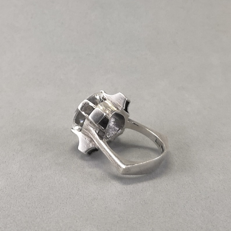 Klintz AB Scandinavian modernist brutalist ring with diamond cut rock crystal quartz 1976 Vintage silver ring
