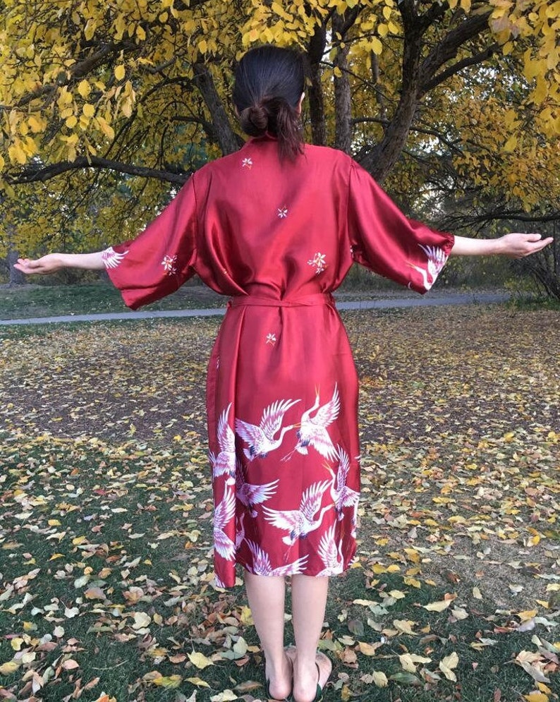 Fallen Bath Robe Long Floral Kimono Robe With Cranes and Blossoms: Versatile Nightgown ...
