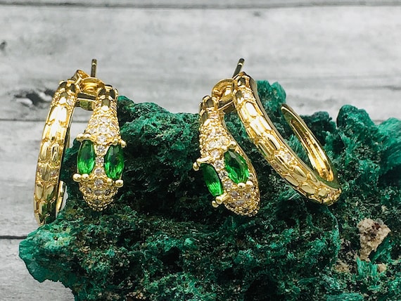 Emerald snake earrings deals