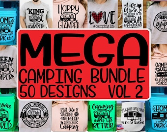 Può includere: Una collezione di design a tema campeggio su vari articoli, tra cui magliette, felpe e secchi. I design presentano illustrazioni di camper e frasi come "Happy Glamper", "Camping Queen" e "Home is where we park it!". È visibile anche il testo "MEGA CAMPING BUNDLE 50 DESIGNS VOL 2".