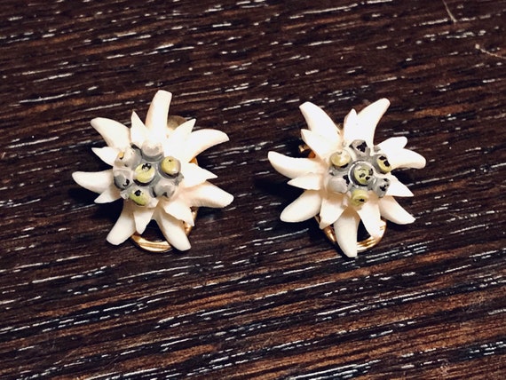 Edelweiss Flower Round Goldstone Drop Earrings Vintage Jewelry