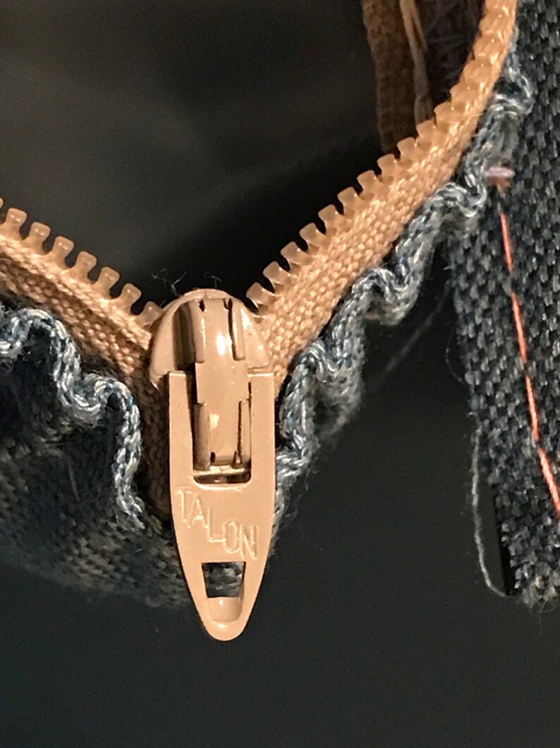 vintage royal traveller train case