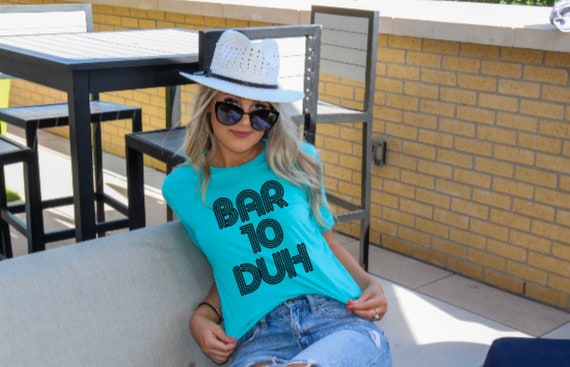 BAR10DUH/Bartender | Woman's T- shirt | Woman's Clothing | 819 Designs