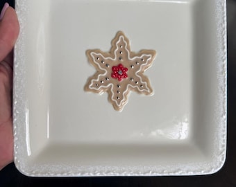 Hallmark Snowflake Sugar Cookie Ceramic Trinket Dish, Holiday Candy Plate