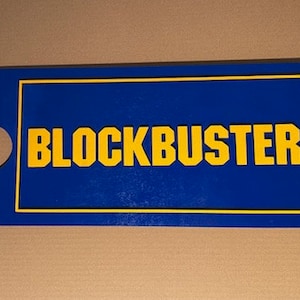 Letrero de cine de madera de Blockbuster Video de 30,5" x 15,5" para sala de cine en casa.