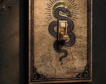 Tapa de interruptor de madera grabada, arte de serpiente, decoración gótica para el hogar,