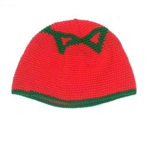 Handmade Moroccan Kufi Hat, Men&#39;s Crochet Cap with Morocco Flag, Moorish Red Crown Gift & Traditional Craft