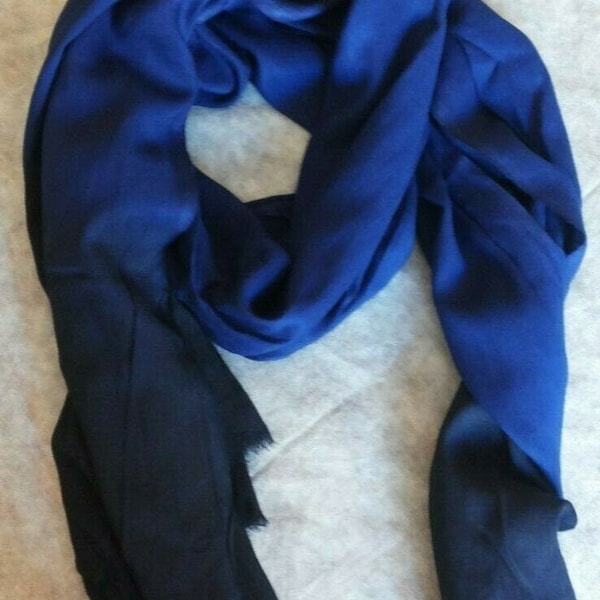 Indigo Blue Berber Tuareg Scarf, Authentic Headgear from Moroccan Ethnic Tribes - Stylish Nomadic Gift for Men and Women