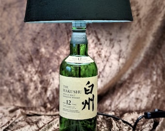 Japanese lamp, upcycled, gift idea, unique upcycled lamp products, sustainable, warm atmosphere