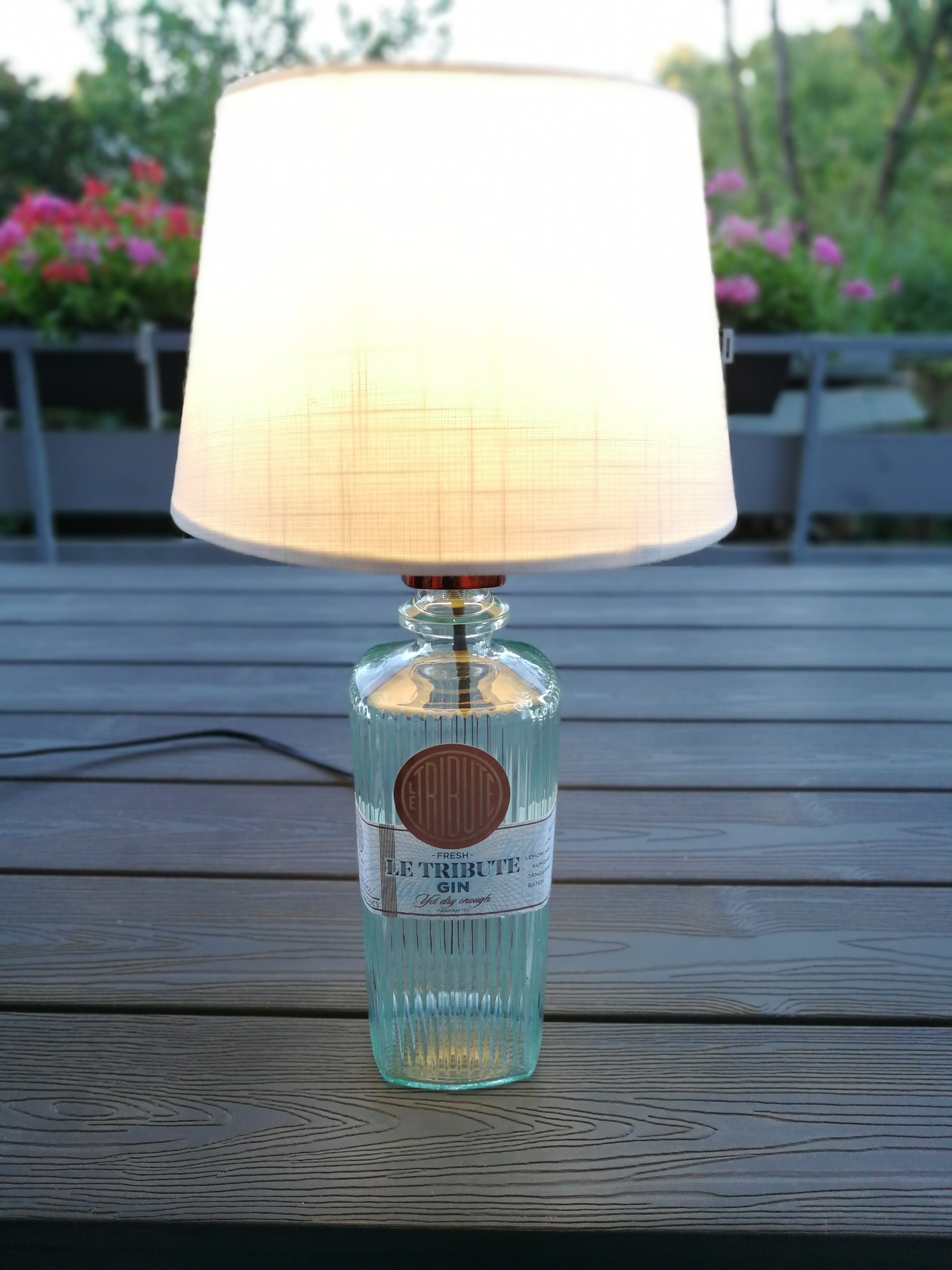 Le Tribute Gin Upcycling Lampe, Geschenk, weitere Lampenschirme auf Anfrage