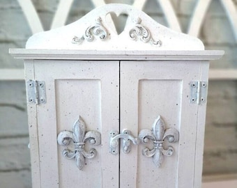 Large vintage wall key organizer White Fleur-de-lis key rack  Shabby wood wall key cabinet  Hooks key storage box Entryway wall key holder