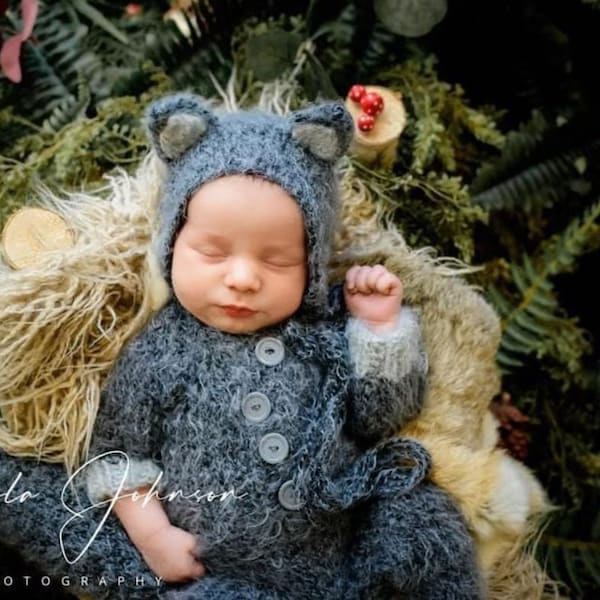 Baby wolf costume husky knit crochet puppy outfit suit jumpsuit overall bonnet newborn infant sitter girl boy toddler gift Halloween photo