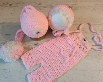 Newborn 1-3m PINK SET dungarees bonnet hat overall crochet knit outdoor pompom cap infant baby girl gift child Halloween photography props