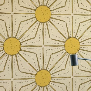 Carta da parati Art Deco soleggiata / Carta da parati geometrica gialla e beige staccabile e attaccabile - Tessuto o vinile rimovibile, non incollato / Dimensioni personalizzate