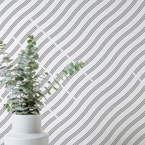 Striped Peel and Stick wallpaper / Wavy Stripe Removable wallpaper / Abstract wallpaper - Self-adhesive or Traditional