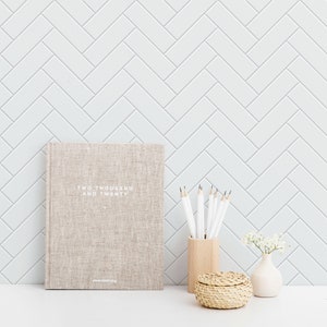 Gray and white Herringbone Peel and Stick wallpaper / Herringbone wallpaper - Self-adhesive or Traditional / Herringbone Removable wallpaper