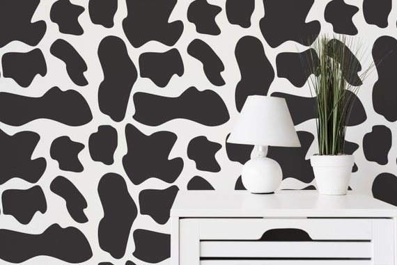 wallpaper  Cow print wallpaper, Cow wallpaper, Animal print wallpaper