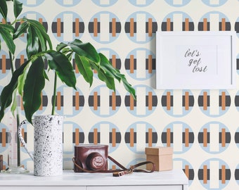 Retro Circle Wallpaper: Bold Geometric Pattern (Non-Pasted, Pre-Pasted, Peel and Stick, Custom Sizes)