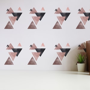 Triangle design Removable wallpaper / Self-adhesive or Traditional wallpaper with Geometric pattern / Triangle Peel and Stick wallpaper