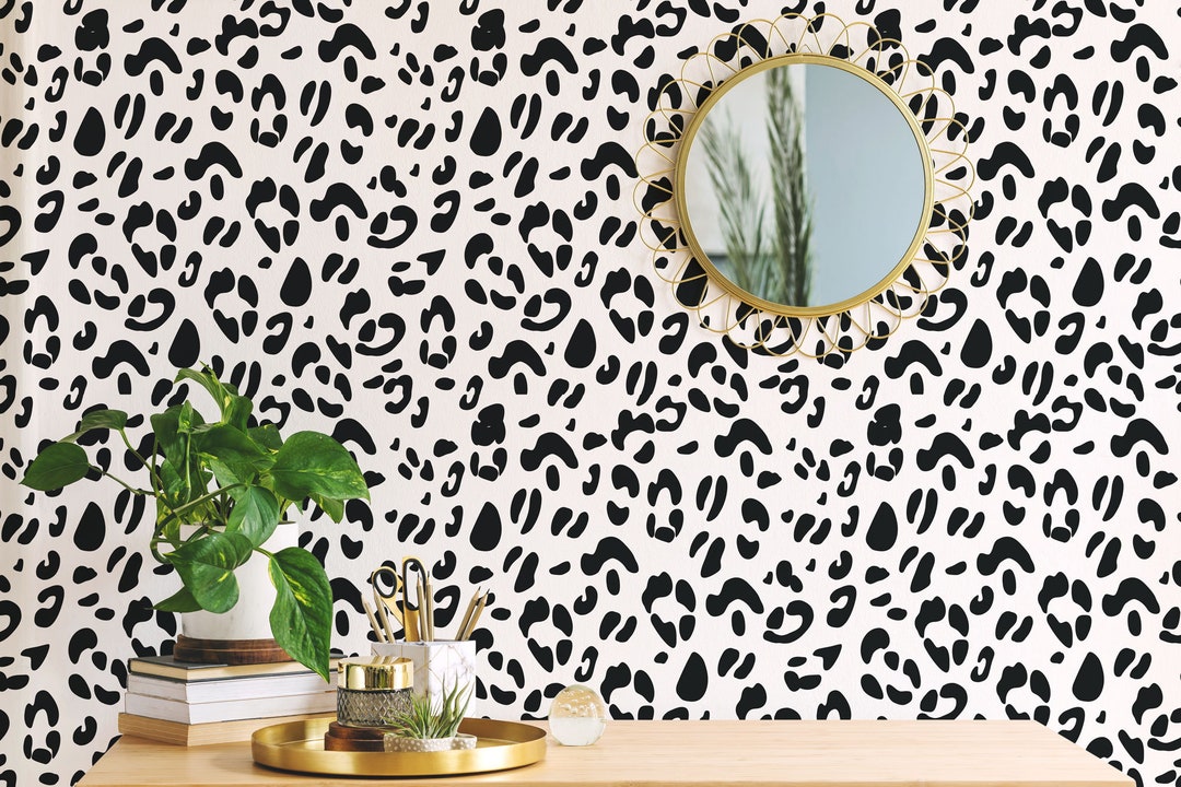 Cheetah Peel and Stick Wallpaper / Print Removable Wallpaper