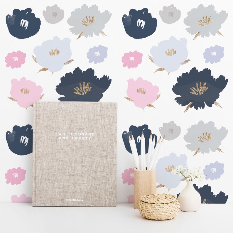 Floral Peel and Stick Wallpaper / Bold Flower Removable Etsy