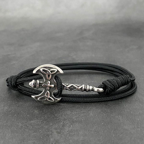 Viking Axe Bracelet - Adjustable Paracord Bracelet Featuring a Stainless Steel Nordic Axe Clasp