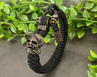 Undead Viking Skull Paracord Bracelet – Handmade Norse Biker Jewelry