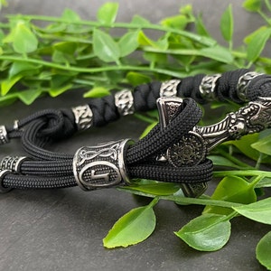 Thor Hammer Bracelet - Adjustable Paracord Bracelet - Mjolnir Bracelet - Viking Bracelet - Norse Jewellery - Runic Bead - Norse Wristband