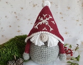 Red Christmas gnome, Cute Scandinavian dwarf, Gift for new home, Crocheted handmade nordic gnome decor, farmhouse decor