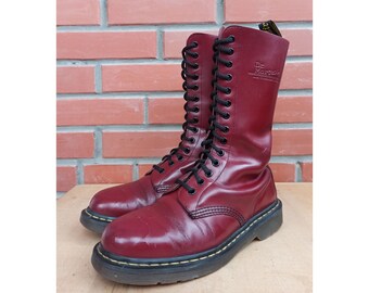 martens 14 eye