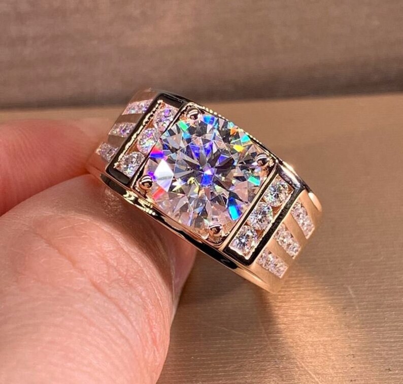 Moissanite Men