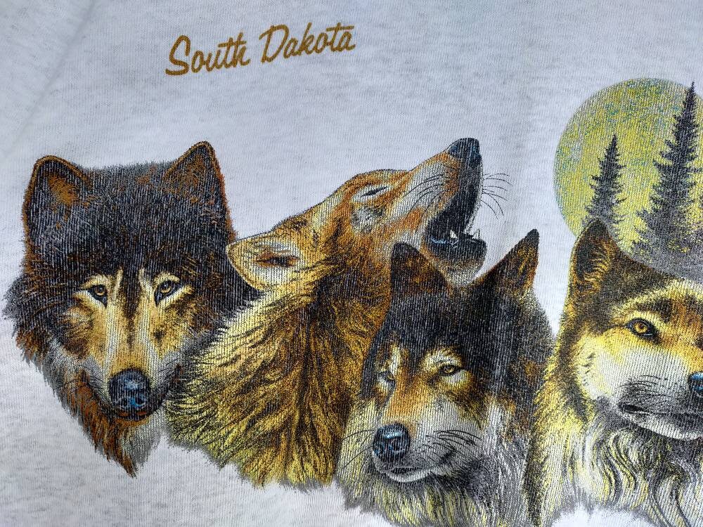 Vintage 90s Wolf South Dakota copyright 1992 by Habitat Etsy