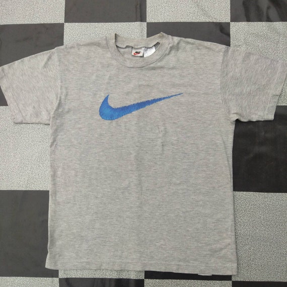 nike swoosh vintage