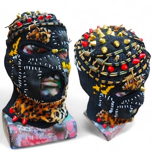 Op maat gepatchte gouden bivakmuts: punk skimasker met puntige 3 gaten